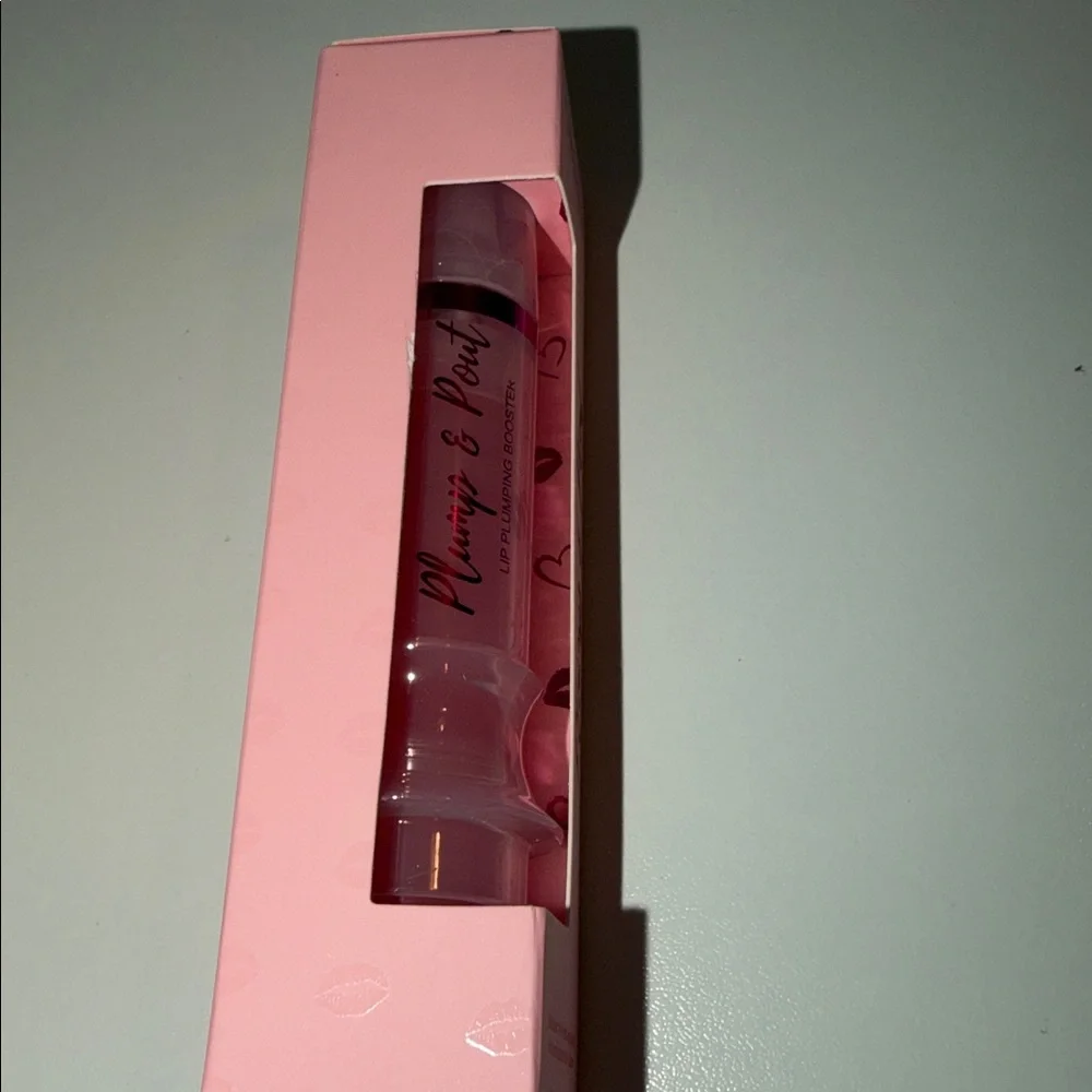 Beauty Creations Plump & Pout Lip plumping booster in blaze NEW